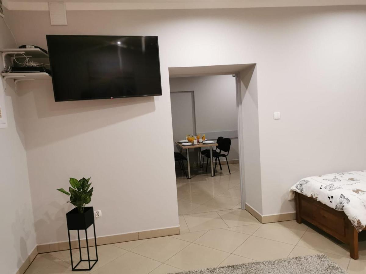 Apartamenty U Maksa Przemyśl Buitenkant foto
